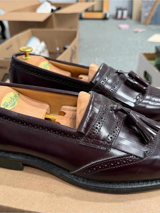 Allen Edmonds Burgundy Leather Tassel Loafers size 10.5 D main image 6